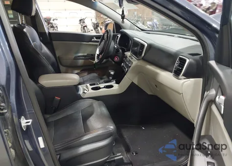 2020 Kia Sportage Lx z USA, uszkodzony, nr VIN KNDPMCAC8L7820853